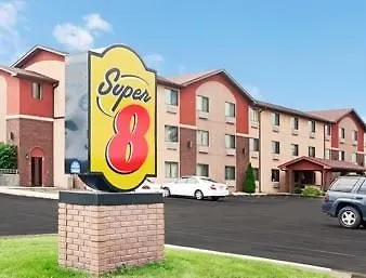 Hotel Super 8 By Wyndham Bolingbrook 2*