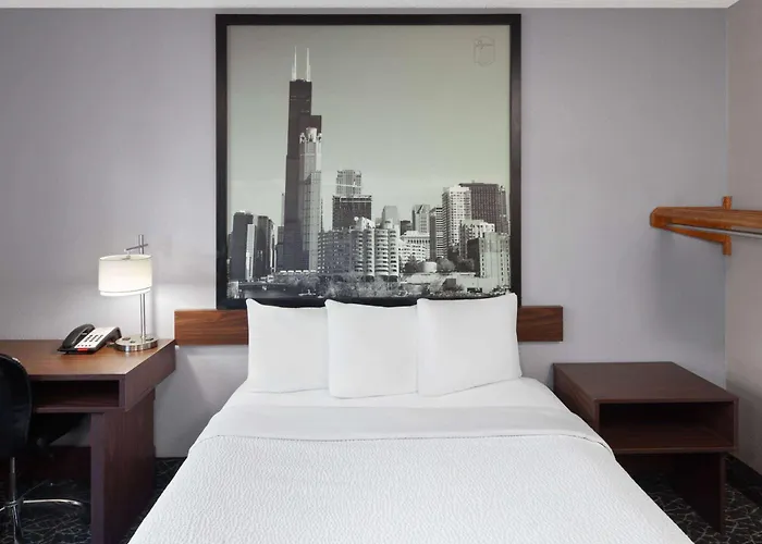 Super 8 By Wyndham Bolingbrook
