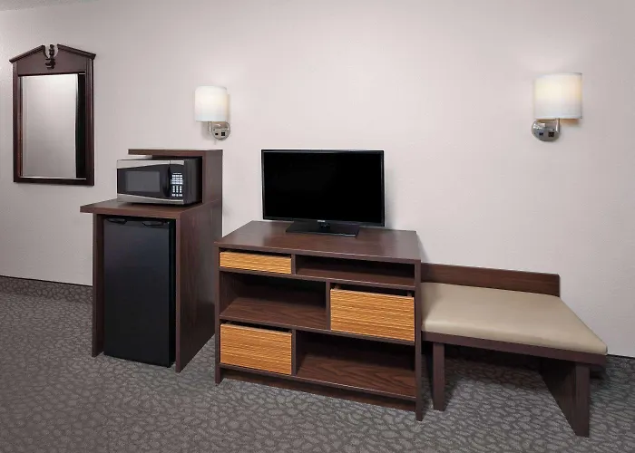 Super 8 By Wyndham Bolingbrook Hotel Romeoville