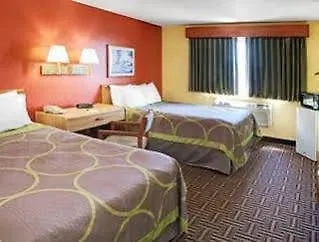 Super 8 By Wyndham Bolingbrook Hotel