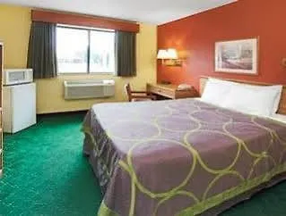 Super 8 By Wyndham Bolingbrook Hotel Romeoville